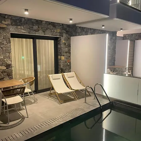 Limani Apartment