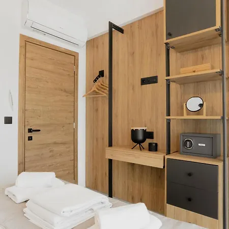 Apartment Limani