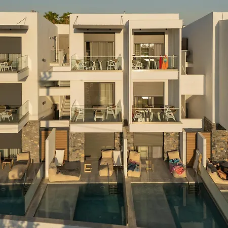 Apartament Limani *