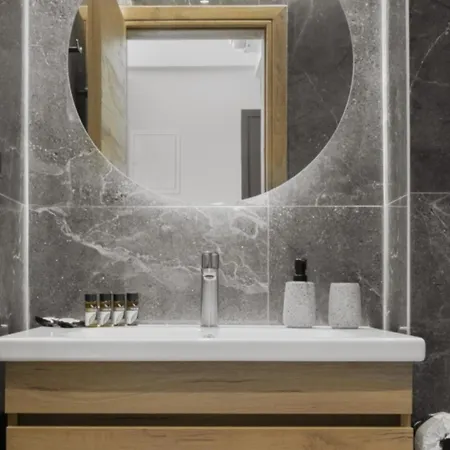 Limani Apartament *