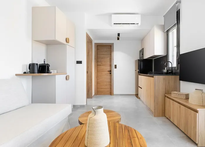 Limani Nikiti (Sithonia)