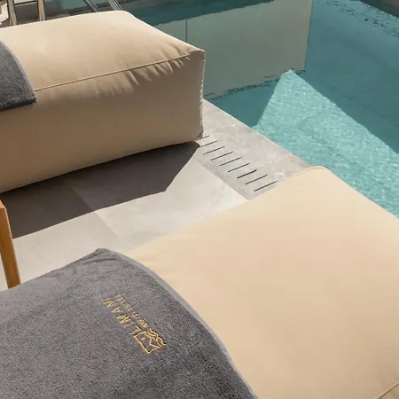 Limani 아파트 니키티